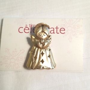 New Gold Angel Girl Praying Brooch